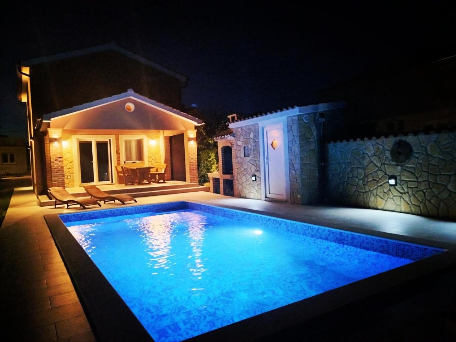 Vacation House Ulika Gabonjin Exterior foto